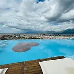 Διαμέρισμα Deluxe Flat With Garden_tirana